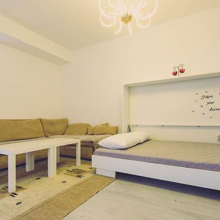 Hristovi Apartments สโกเปีย ภายนอก รูปภาพ