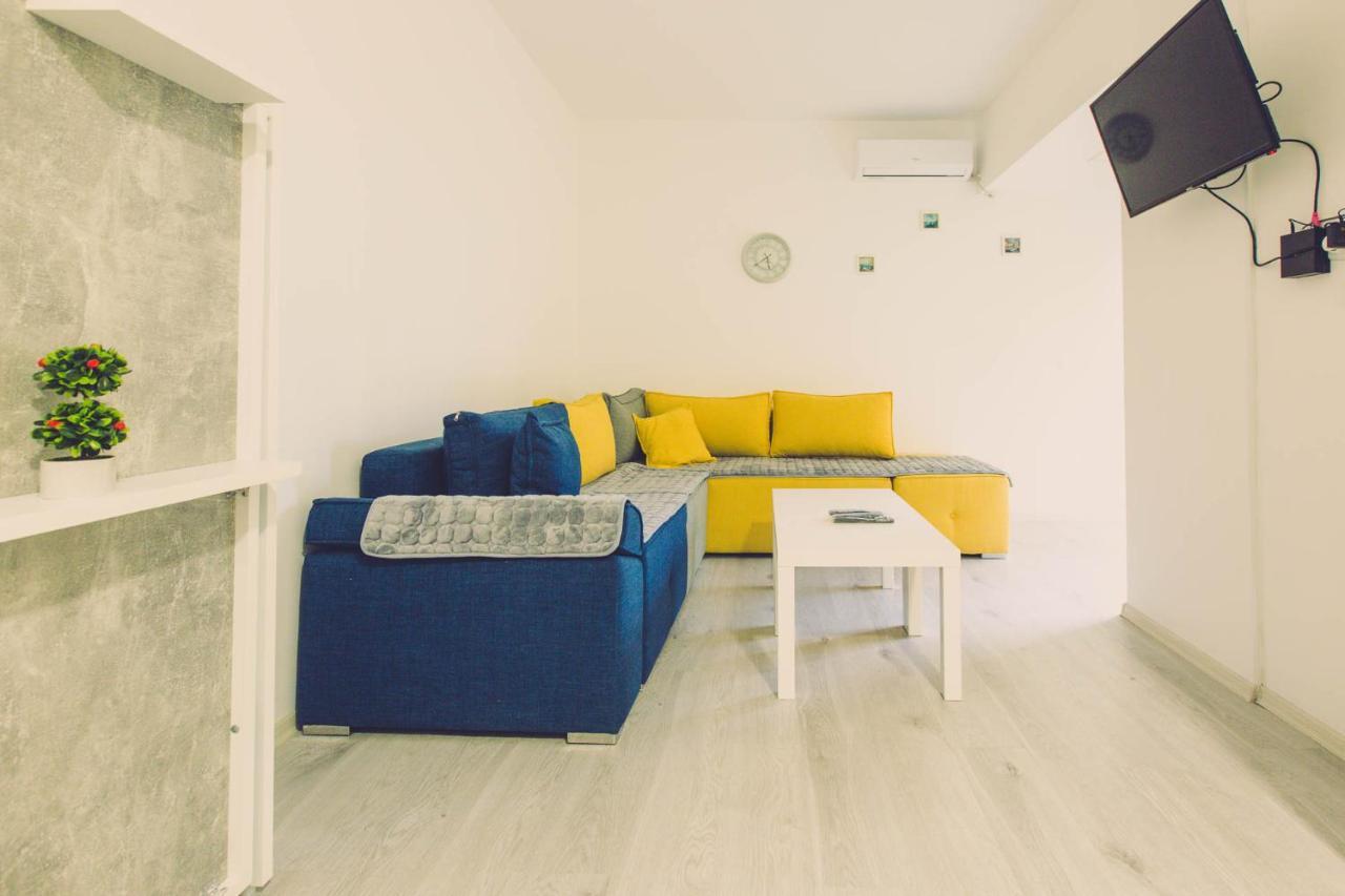 Hristovi Apartments สโกเปีย ภายนอก รูปภาพ