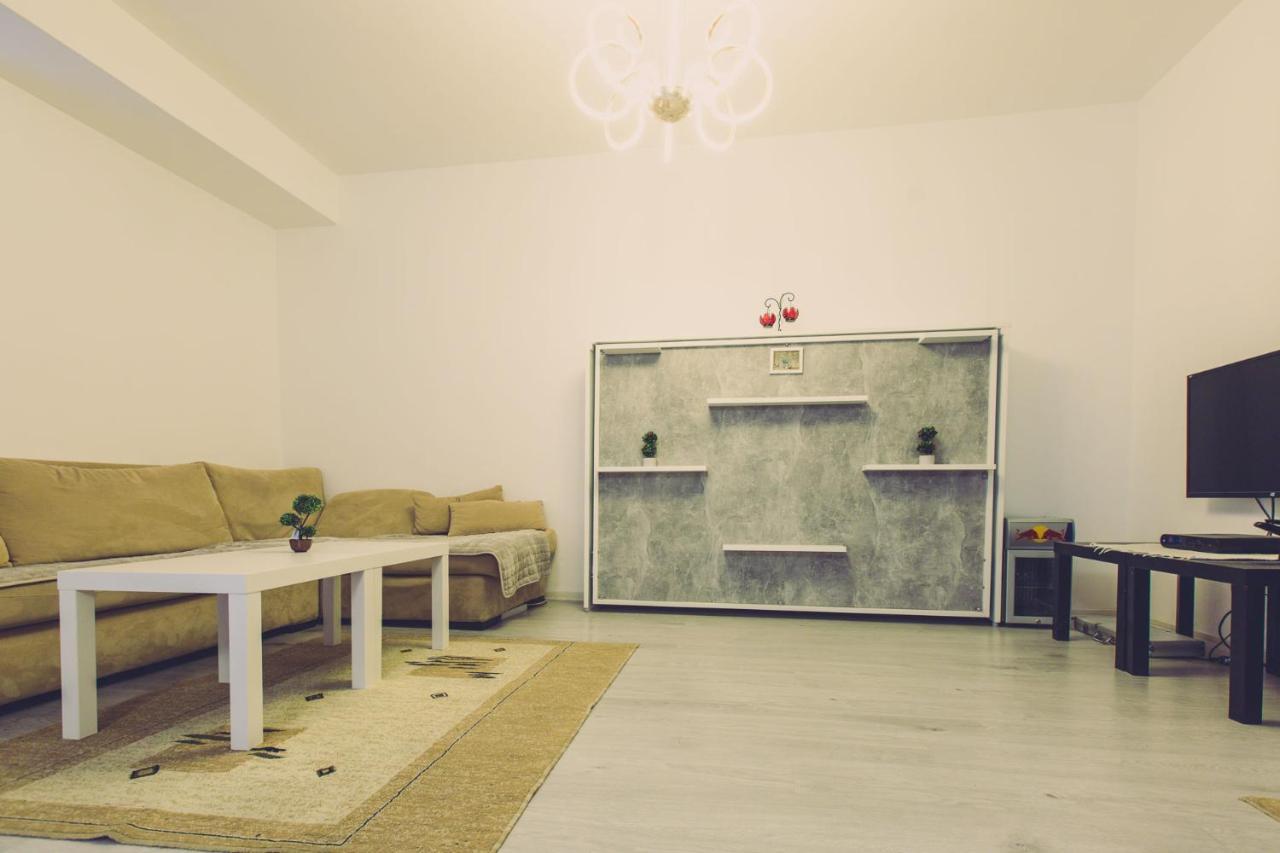 Hristovi Apartments สโกเปีย ภายนอก รูปภาพ