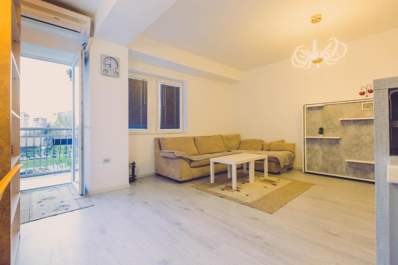 Hristovi Apartments สโกเปีย ภายนอก รูปภาพ