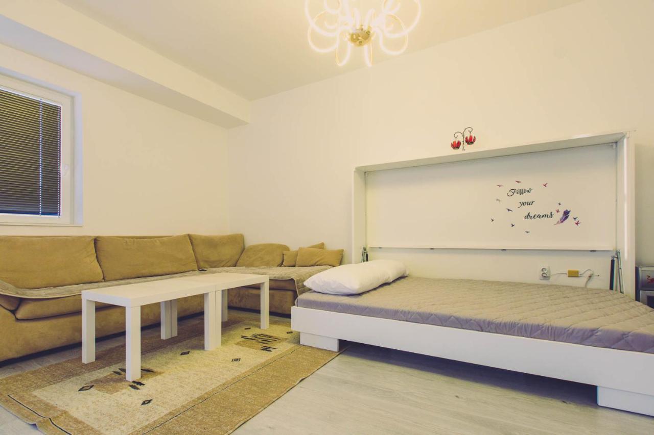 Hristovi Apartments สโกเปีย ภายนอก รูปภาพ